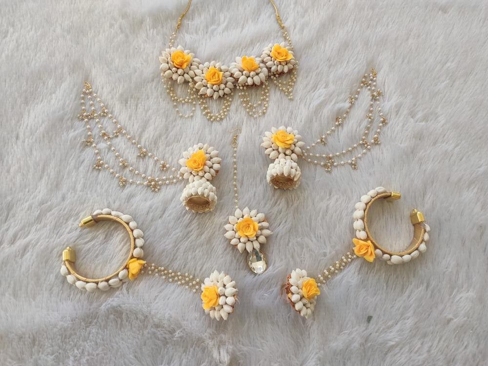 Floral Beads Haldi Jewellery Set