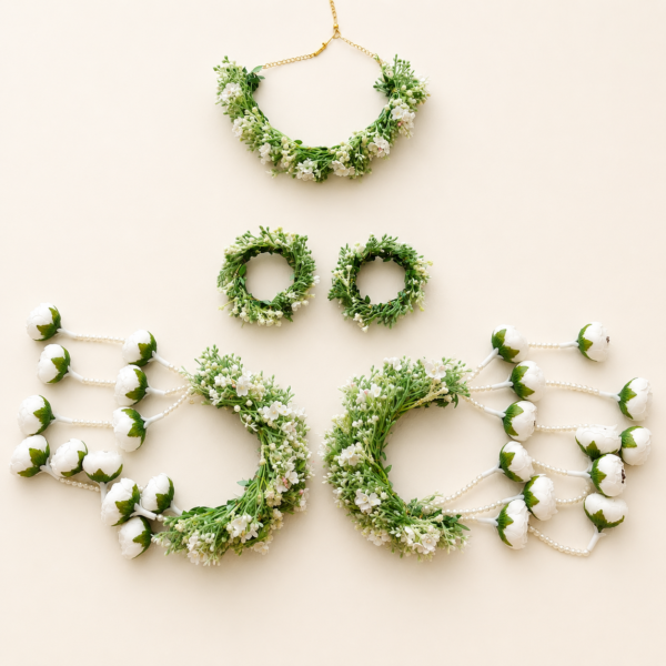 White Green Floral Gajra Jewellery Set