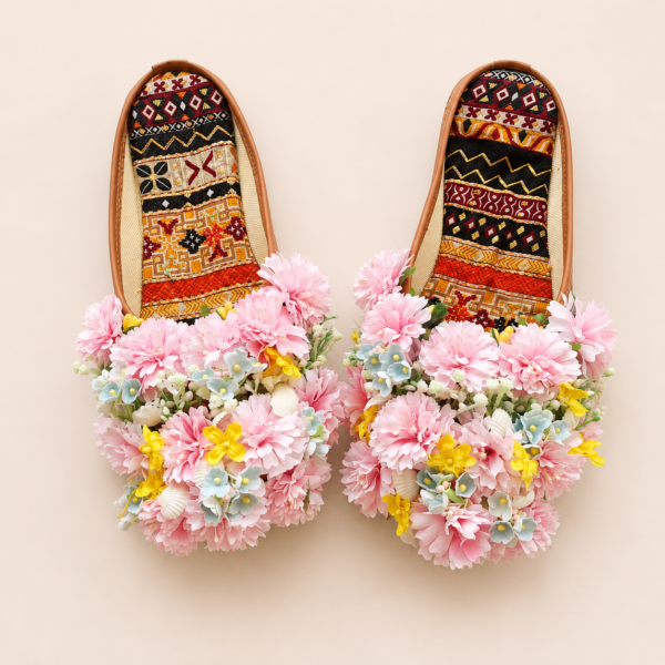 Pink Floral Embroidered Bridal Juttis