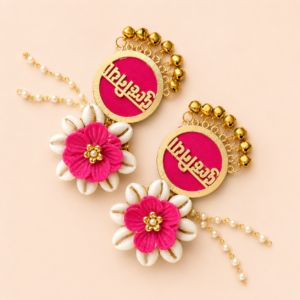 Bhai Behen Shell Floral Rakhi Set