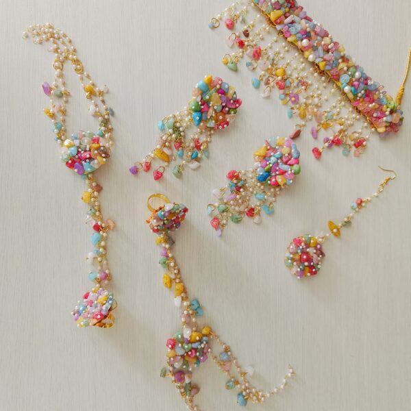 Multicolor uncut beads Bridal Jewellery Set