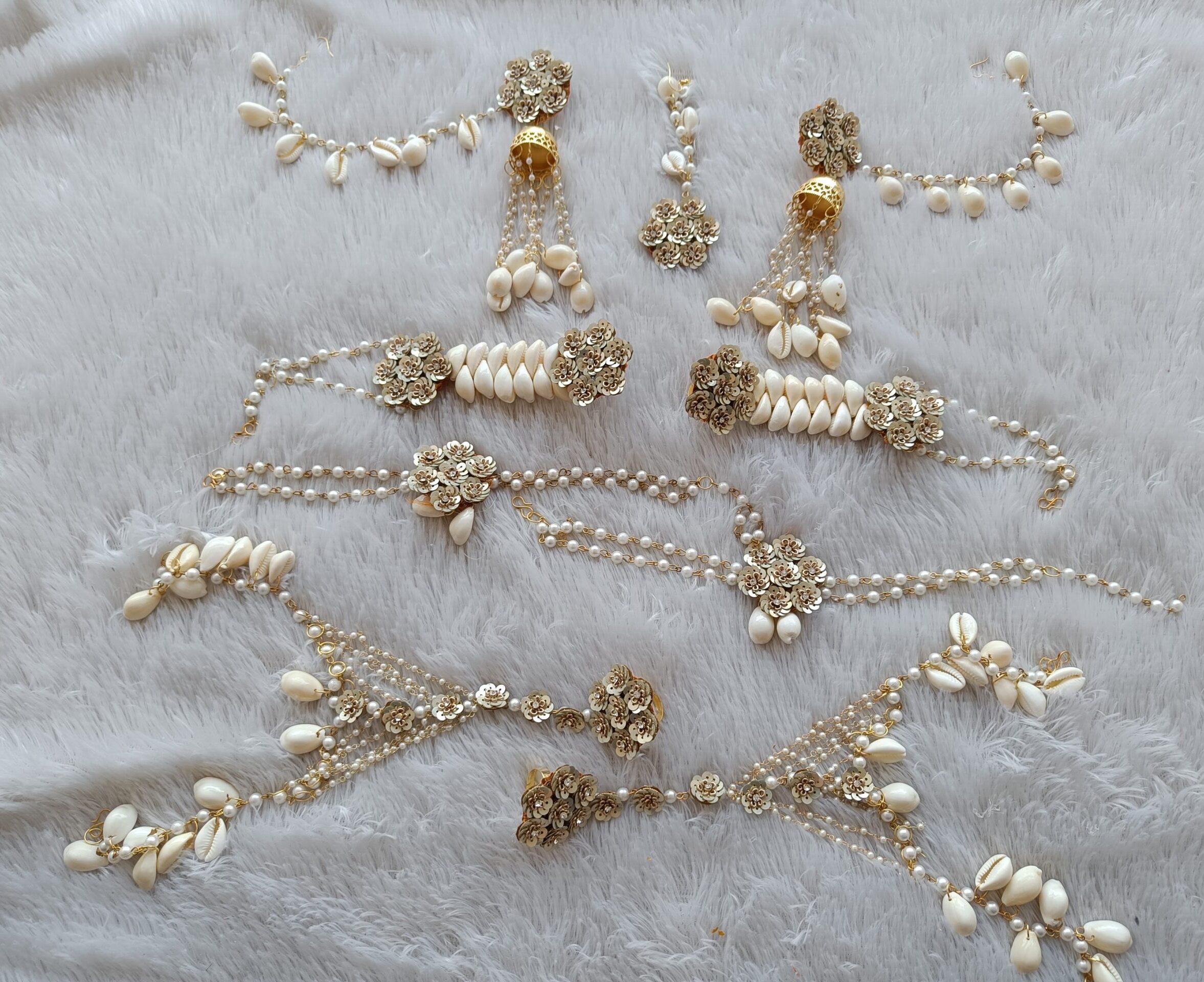 Golden Shell Pearl Jewellery Set