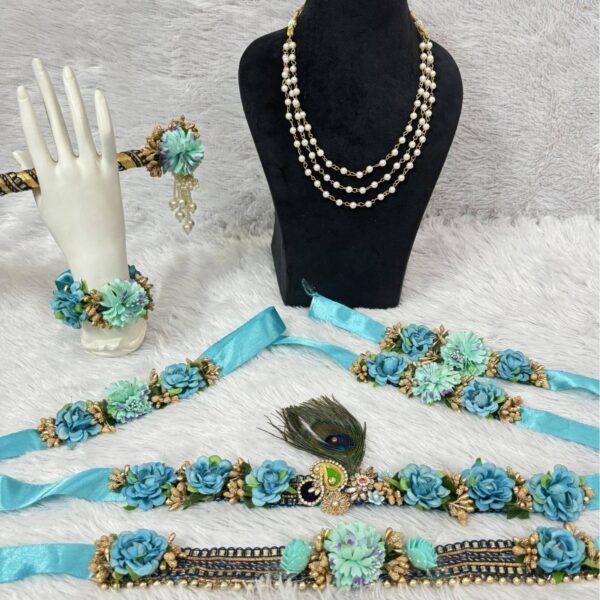 Mint & Teal Blue Floral Kanha Jewellery Set with Mor Pankh