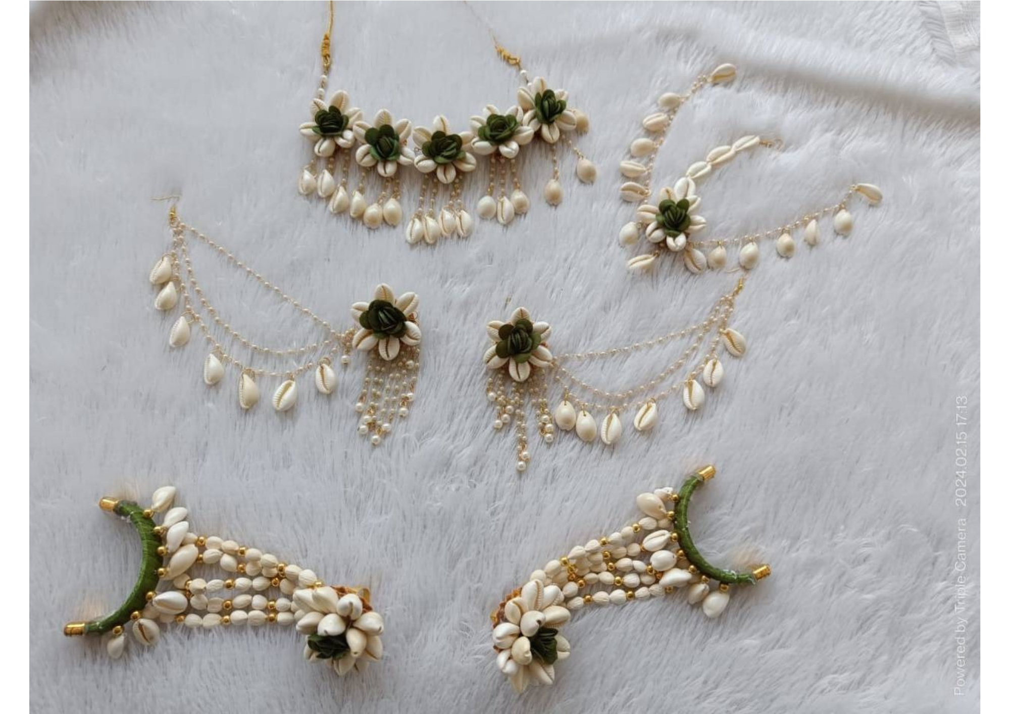 Green & White Floral Cowrie Shell Bridal Jewelry Set