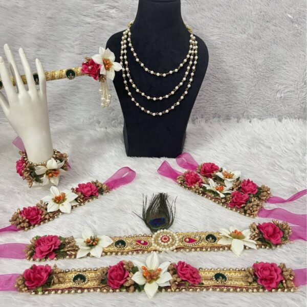 Magenta & Cream Lily Floral Kanha Jewellery Set with Flute & Pearl Strands