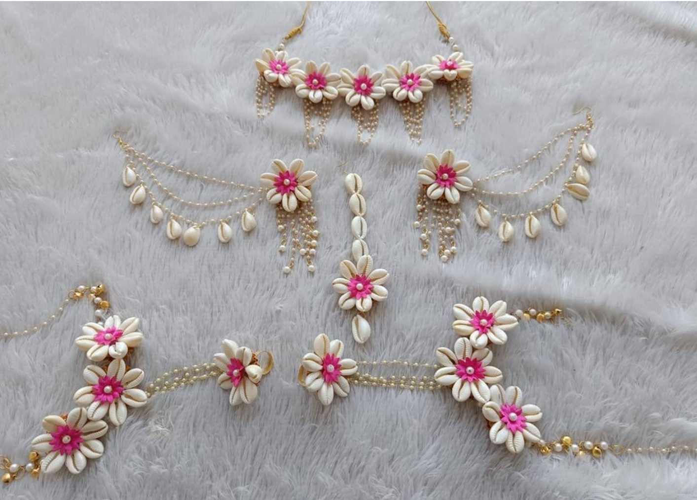 Classic Pink Floral Cowrie Shell Bridal Set