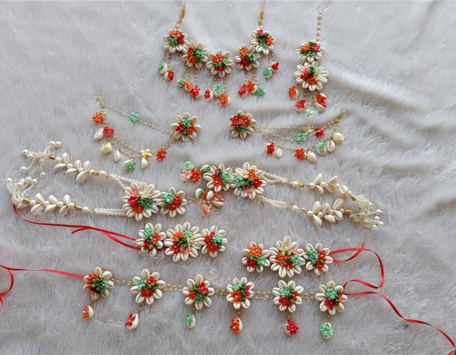 Multicolor Floral & Cowrie Shell Layered Bridal Jewelry Set
