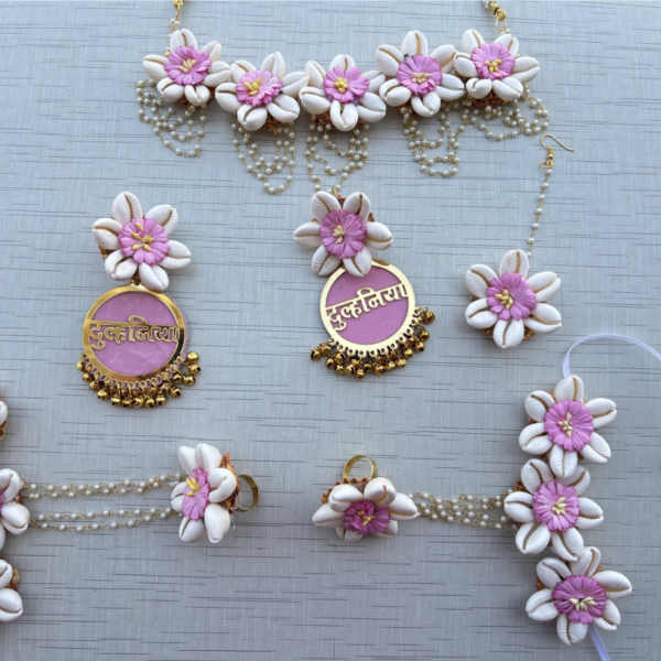 Pink "Dulhaniya" Cowrie Shell Bridal Jewelry Set