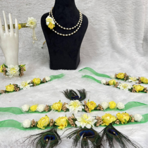 Yellow & White Kanha Janmashtami Shringar Jewelry Set with Mor Pankh