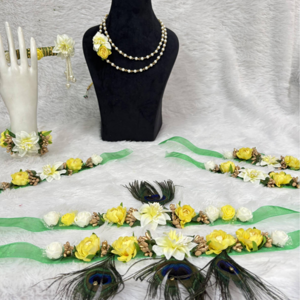 Yellow & White Kanha Janmashtami Shringar Jewelry Set with Mor Pankh