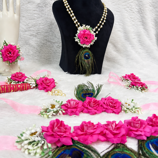 Floral Pearl Kanha Necklace Set with Peacock Feather