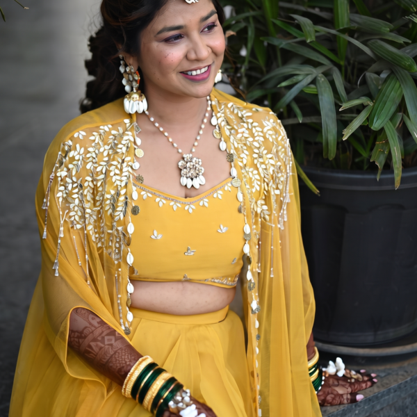 Ivory Shell Floral Haldi Jewelry Set