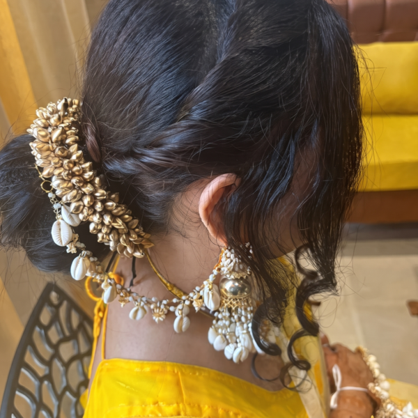 Golden Petal Bloom Bridal Floral Set
