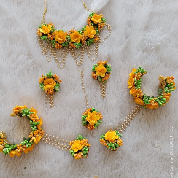 Yellow Floral Pearl Bridal Jewellery Set