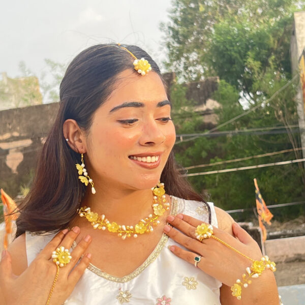 Sunshine Blossom Floral Jewellery Set