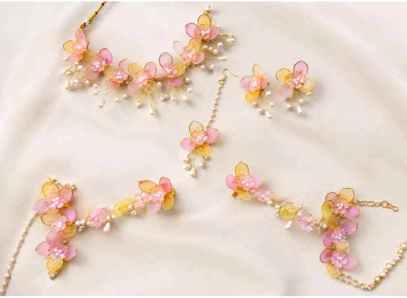 Golden Petal Bloom Jewelry Set